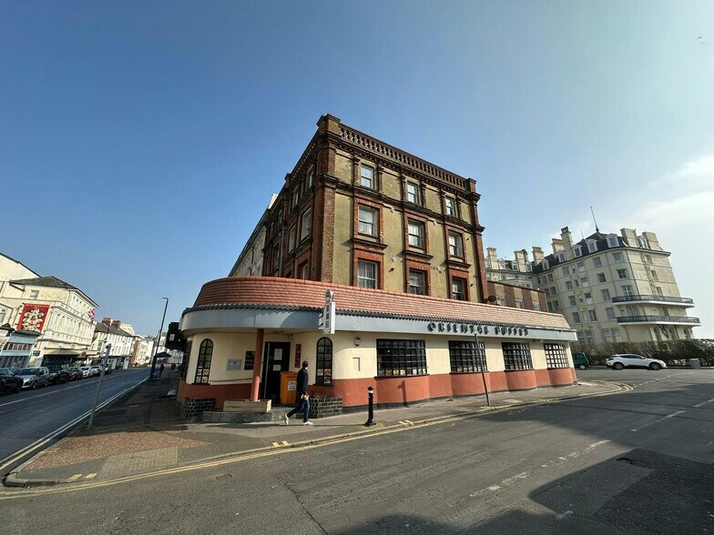 More Photos Of 113-115 Seaside Rd, Eastbourne Apartments For Sale