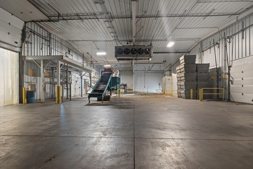 More Photos Of 1323 Towpath Rd, Port Byron Refrigeration Cold Storage For Sale