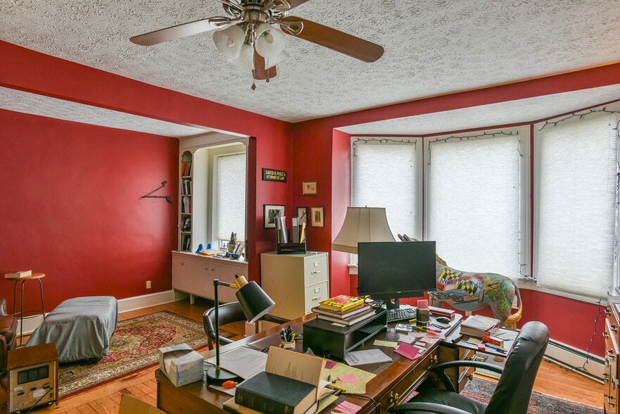 More Photos Of 29 W Franklin St, Hagerstown Apartments For Sale