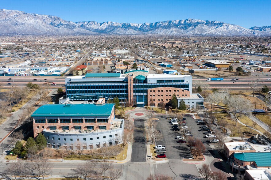 More Photos Of 100 Sun Ave NE, Albuquerque Coworking Space