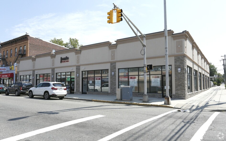 Primary Photo Of 252 Madison Ave, Perth Amboy Storefront For Lease