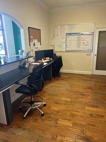 More Photos Of 2001-2031 Hickory Tree Rd, Saint Cloud Unknown For Lease