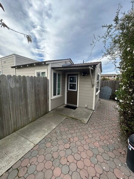 More Photos Of 612 Central Ave, Salinas Multifamily For Sale