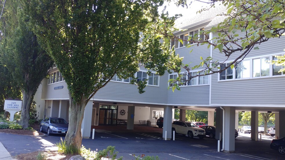 More Photos Of 2425 Post Rd, Southport Office For Lease