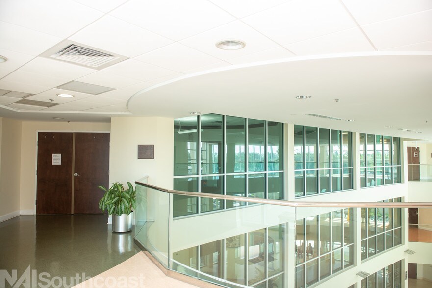 More Photos Of 1050 SE Monterey Rd, Stuart Medical For Lease