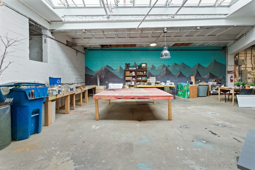 More Photos Of 21616 Grand River ave, Detroit Industrial For Sale