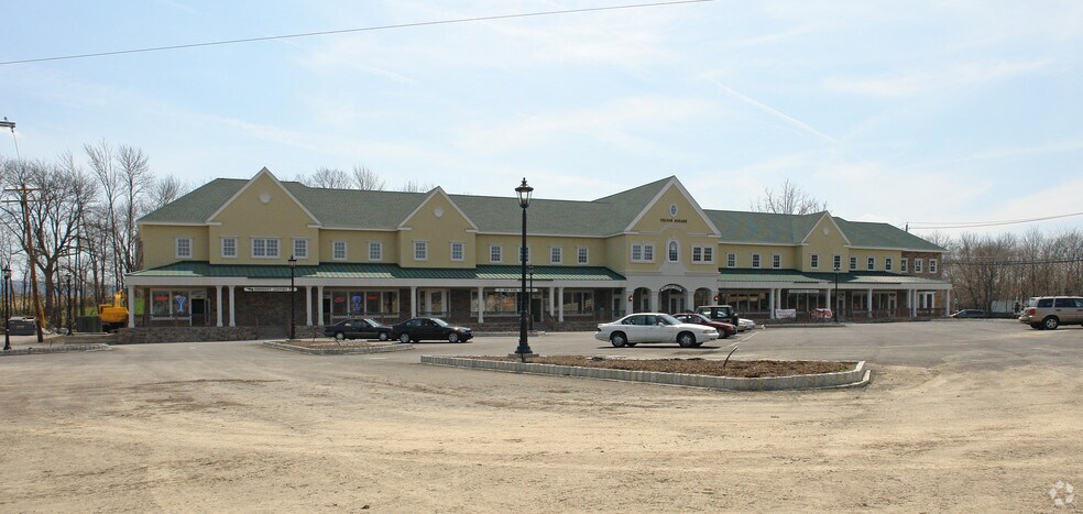 Primary Photo Of 6 Depot St, Washingtonville General Retail For Lease