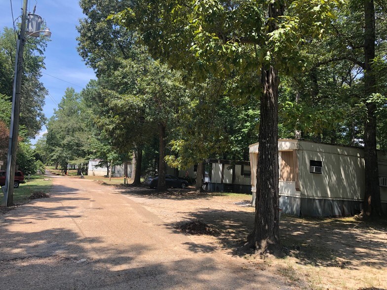 More Photos Of 3401 N Airport Rd, Jasper Manufactured Housing Mobile Home Park For Sale