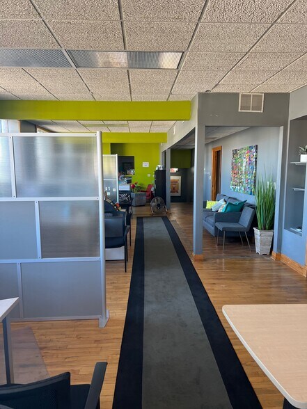 More Photos Of 2303 Charles St, Rockford Loft Creative Space For Sale