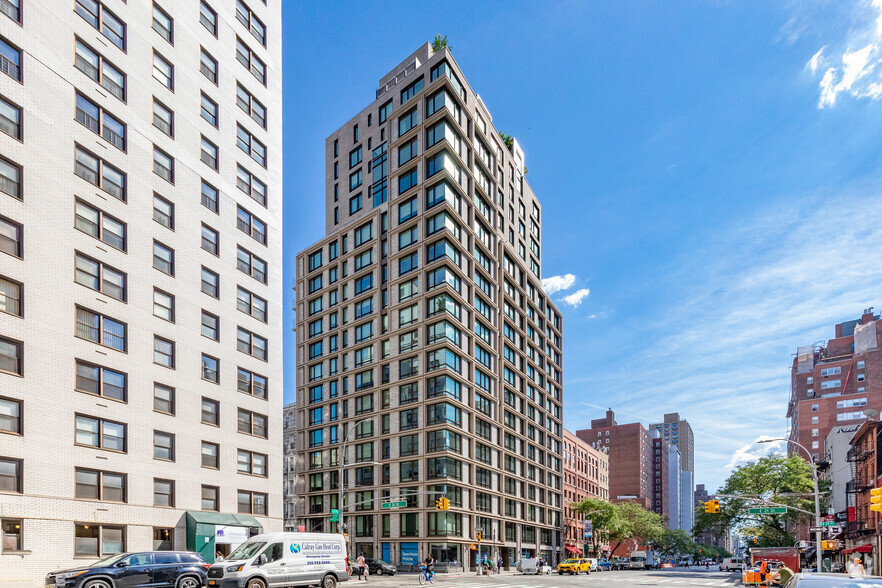 Primary Photo Of 261 3rd Ave, New York Apartments For Sale