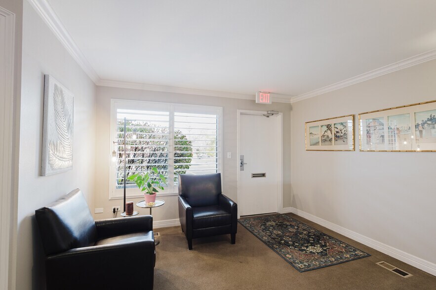 More Photos Of 7425-7495 E Peakview Ave, Centennial Office For Lease