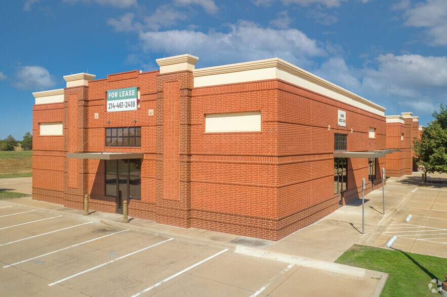 More Photos Of 2200 Physicians Blvd, Ennis Medical For Lease