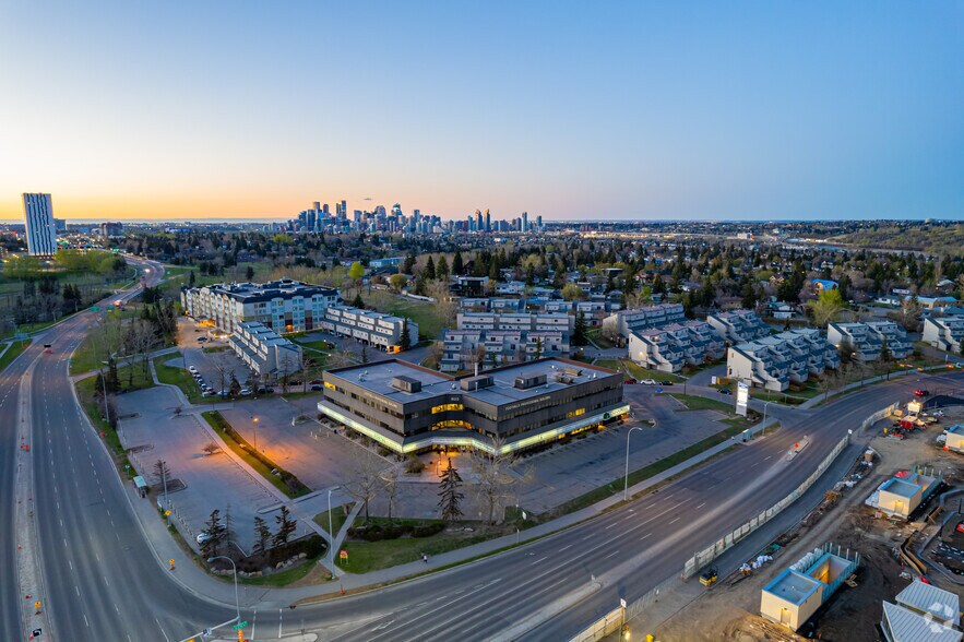 More Photos Of 1620 29th St NW, Calgary Medical For Lease