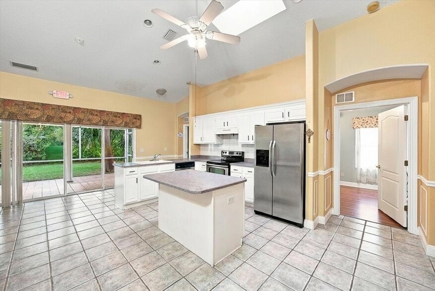 More Photos Of 6 Bed Operational ALF For Sale, Palm Coast Assisted Living For Sale