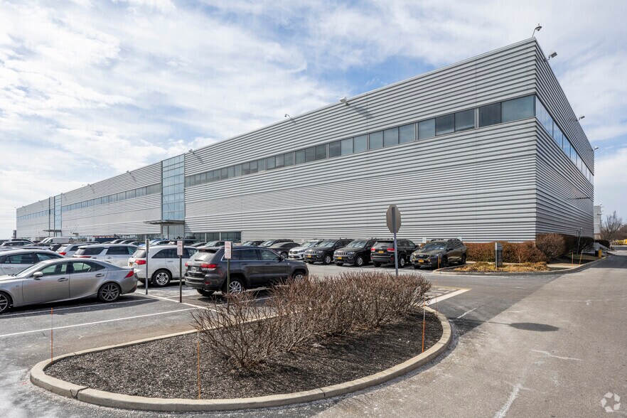 More Photos Of 230-59 International Airport Ctr Blvd, Springfield Gardens Light Distribution For Lease