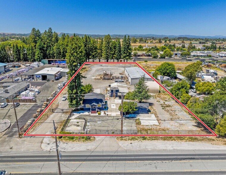 Primary Photo Of 4135-4137 Santa Rosa Ave, Santa Rosa Warehouse For Lease
