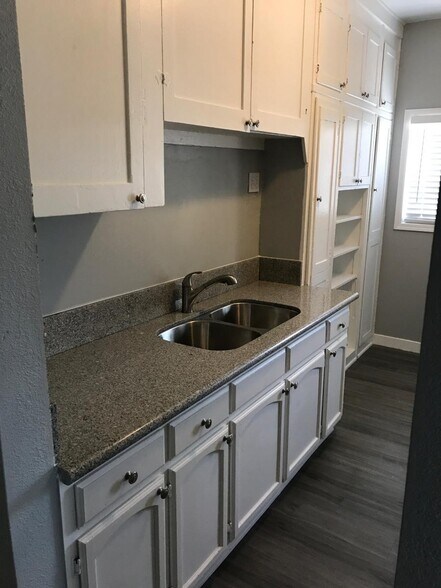 More Photos Of 1050 E Hellman St, Long Beach Apartments For Sale