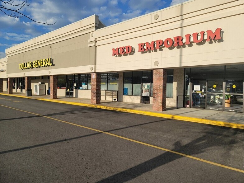 More Photos Of 701 N Battlefield Blvd, Chesapeake Unknown For Lease
