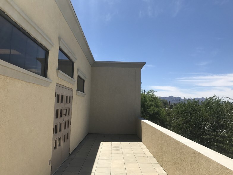 More Photos Of 1310 W St Marys Rd, Tucson Medical For Lease