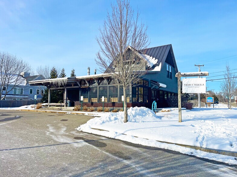 Primary Photo Of 517 Ocean House Rd, Cape Elizabeth Restaurant For Sale