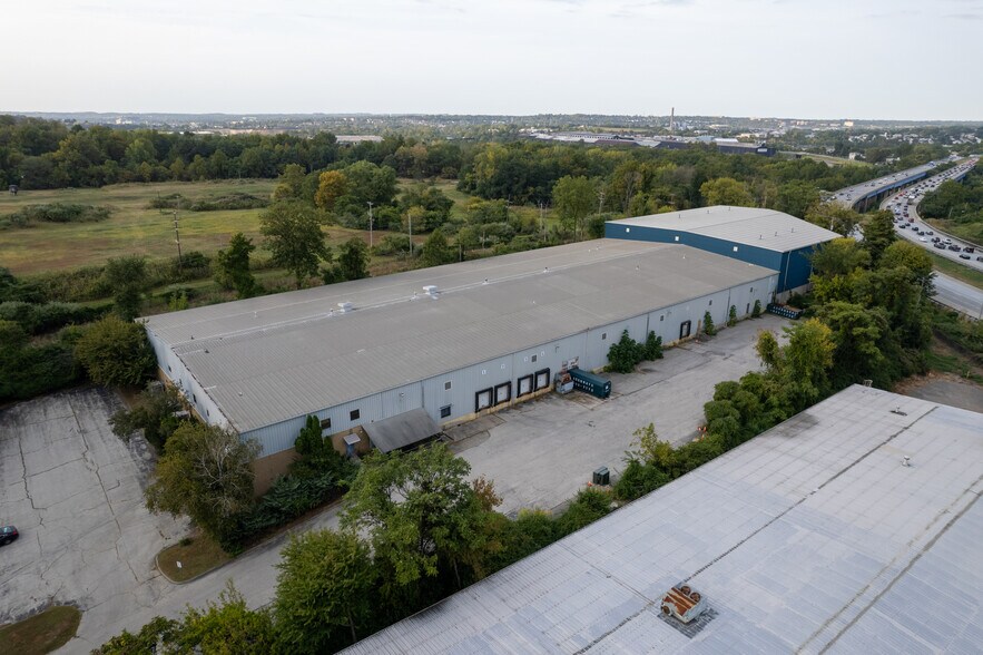 More Photos Of 70 Portland Rd, West Conshohocken Warehouse For Lease