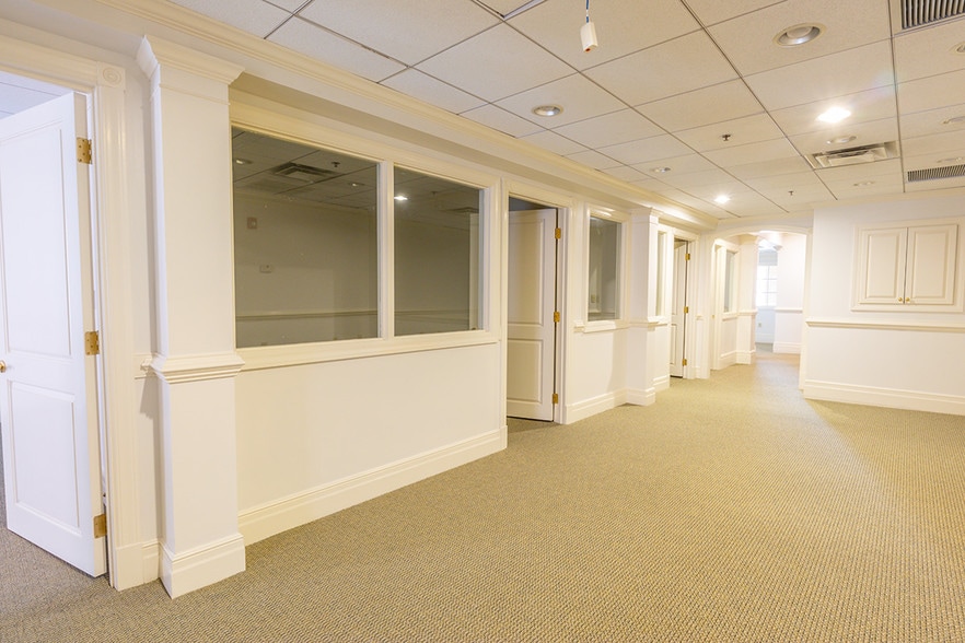 More Photos Of 1208-1212 E Cary St, Richmond Loft Creative Space For Lease
