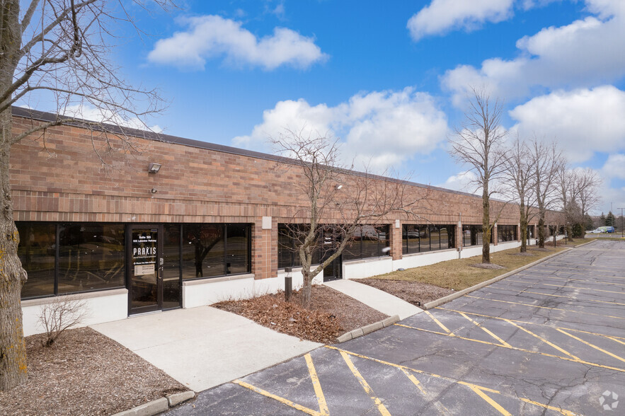 Primary Photo Of 935 Lakeview Pky, Vernon Hills Office For Lease