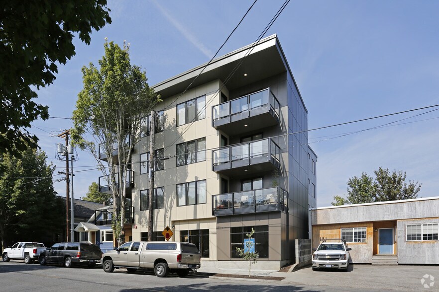 More Photos Of 2651 NW Thurman St, Portland Apartments For Sale