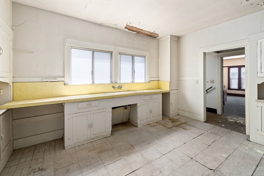 More Photos Of 3101 San Pablo Ave, Berkeley Storefront Retail Residential For Sale