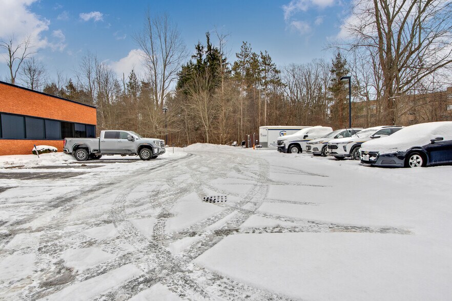 More Photos Of 60 Bryant Woods S, Amherst Medical For Sale