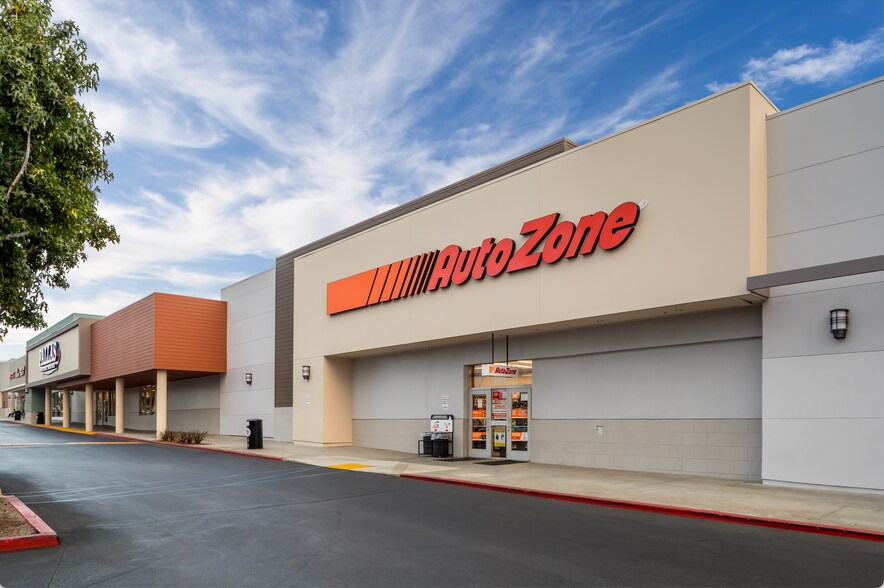 More Photos Of 2616-2900 W Imperial Hwy, Inglewood Unknown For Lease