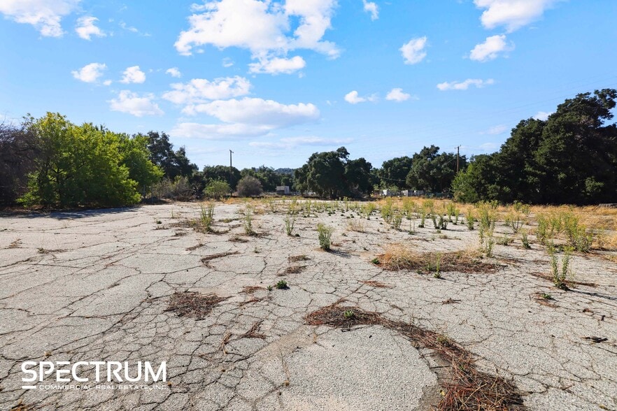 More Photos Of 23642 Pine St, Santa Clarita Land For Sale