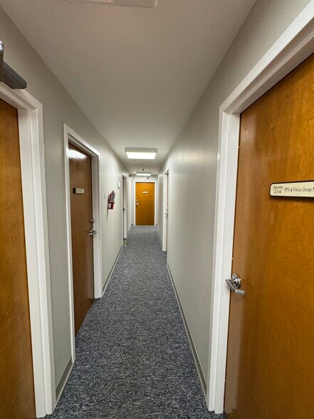 More Photos Of 6515 Clinton Hwy, Knoxville Office For Lease
