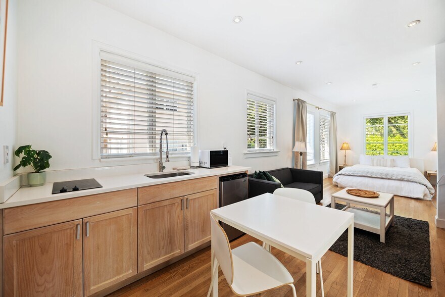 More Photos Of 36 Phoenetia Ave, Coral Gables Apartments For Sale