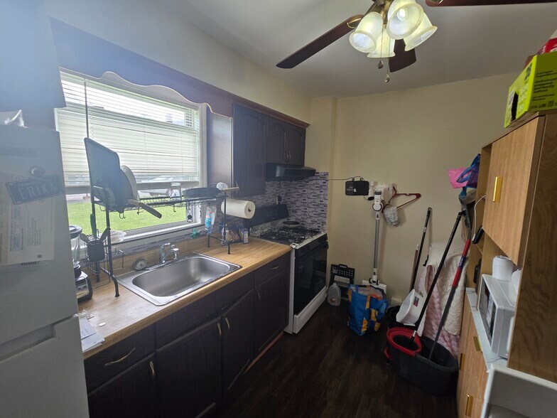 More Photos Of 288 W Clinton St, Dover Apartments For Sale