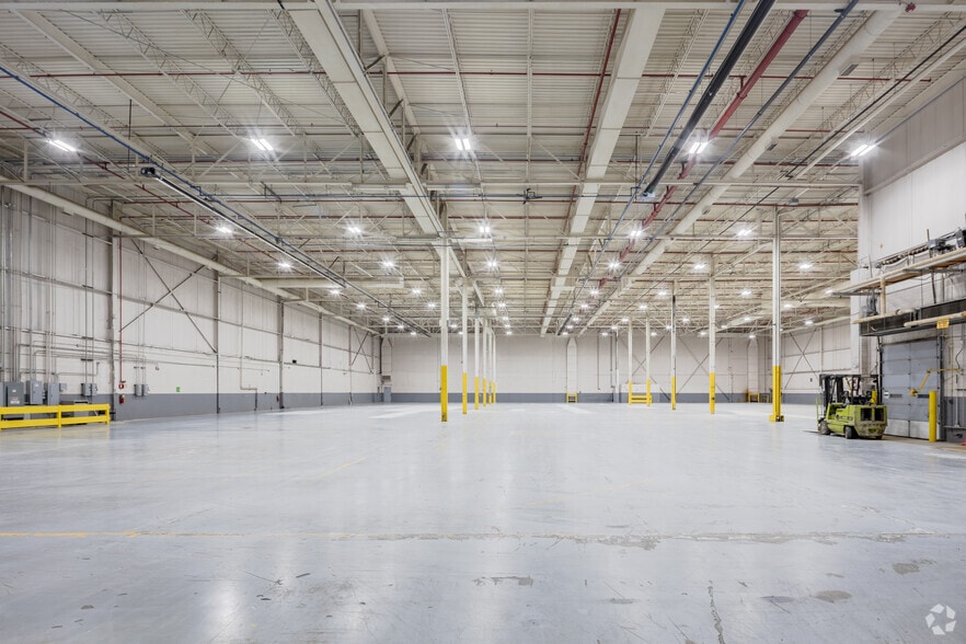 More Photos Of 1400 Howard St, Detroit Warehouse For Lease