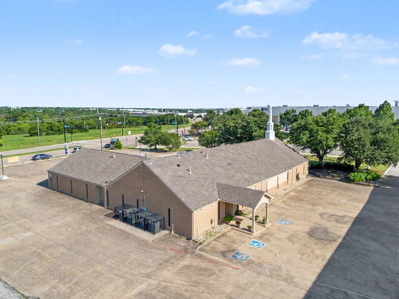 More Photos Of 2111 Skyline Dr, Mesquite Religious Facility For Sale