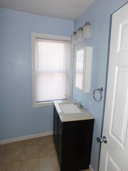 More Photos Of 9 N Broadway, Schenectady Storefront Retail Residential For Sale