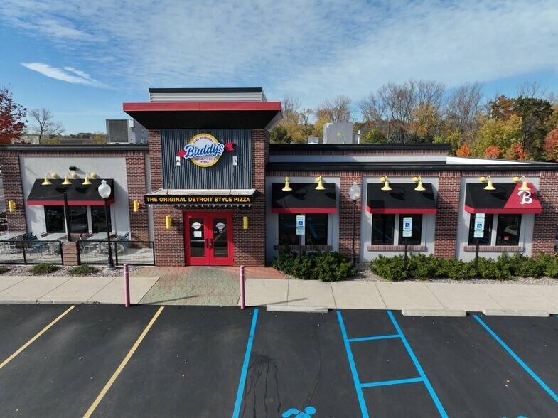 More Photos Of 5314 S Westnedge Ave, Portage Restaurant For Lease