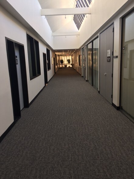 More Photos Of 190 S Orchard Ave, Vacaville Office For Lease