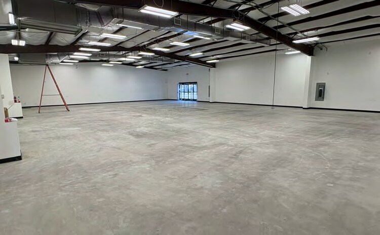 More Photos Of 635 State Highway 46 E, Boerne Service For Lease