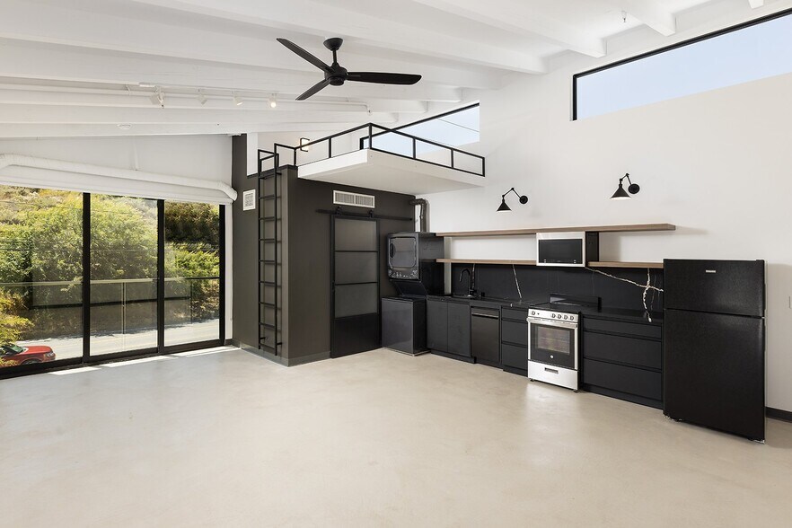 More Photos Of 20412 Laguna Canyon Rd, Laguna Beach Apartments For Sale