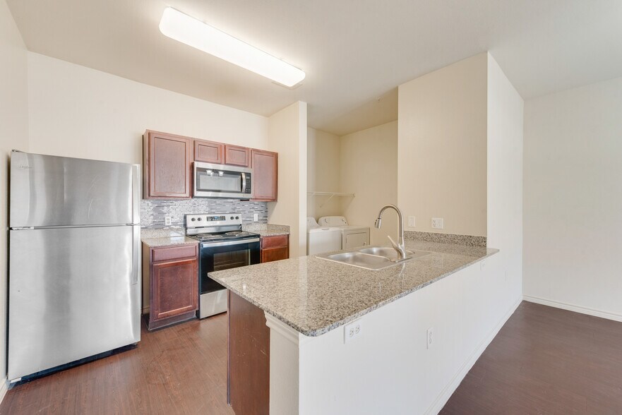More Photos Of 2410 W Jack Finney Blvd, Greenville Apartments For Sale