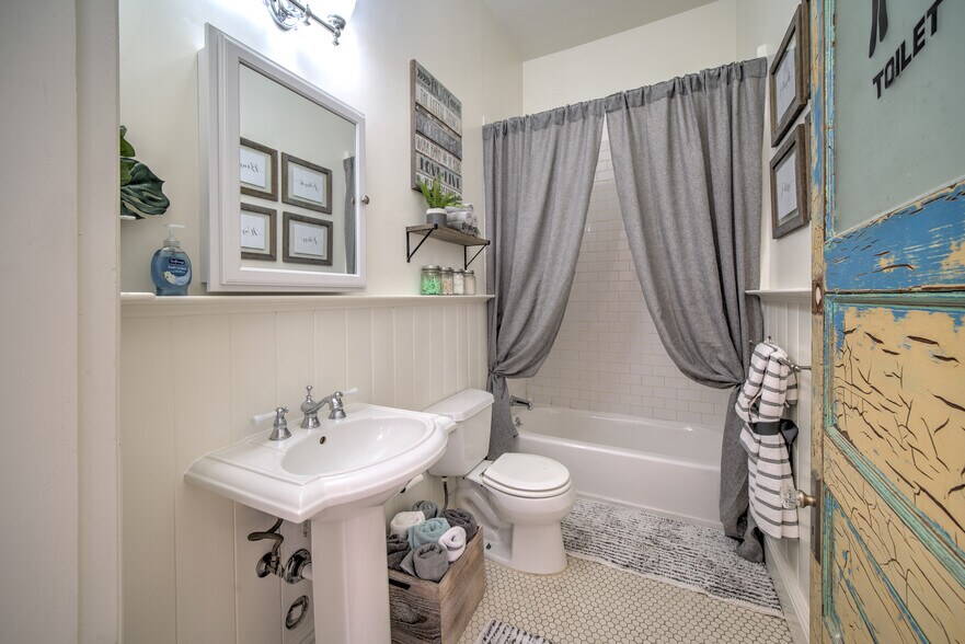 More Photos Of 337-341 Georgia St, Vallejo Apartments For Sale