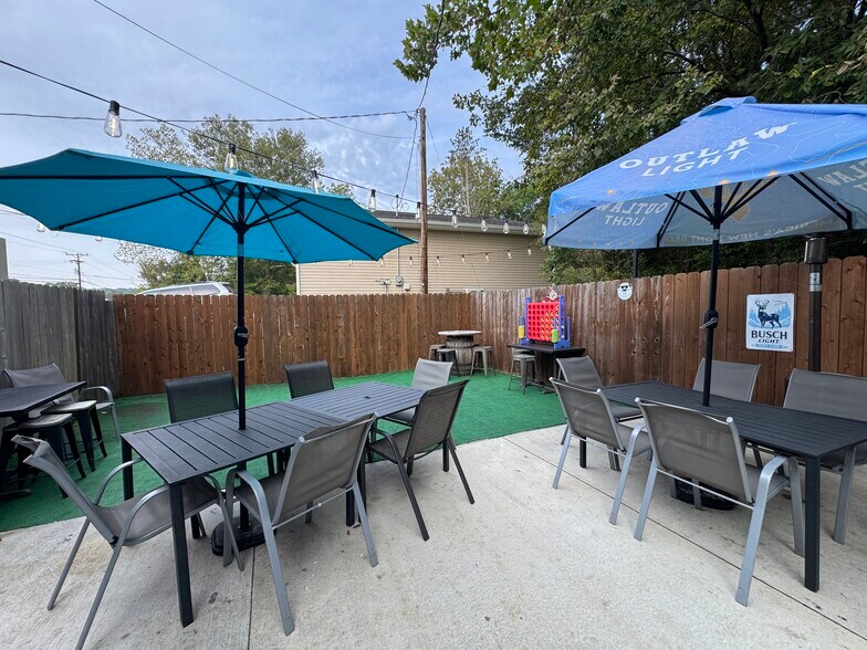 More Photos Of 4040 State Road 46 E, Nashville Restaurant For Sale