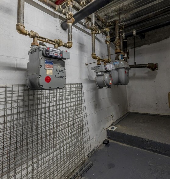More Photos Of 41 Avenue B, New York Apartments For Sale