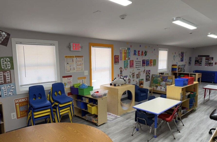 More Photos Of 2561 Jerome Rd, Atlanta Daycare Center For Sale