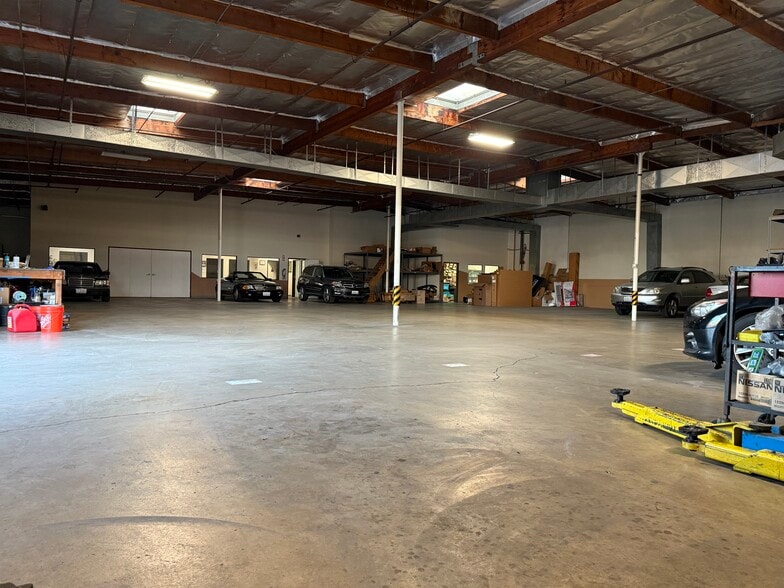 More Photos Of 10652 Walker St, Cypress Warehouse For Sale