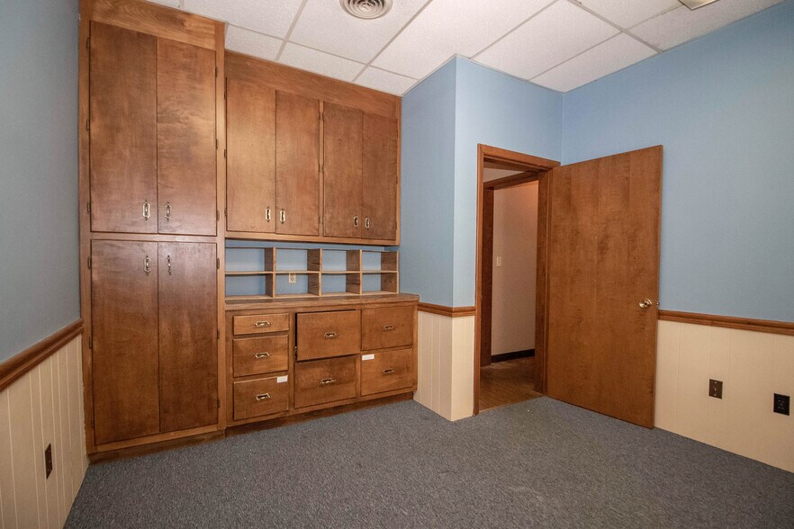 More Photos Of , Rockwell Medical For Lease