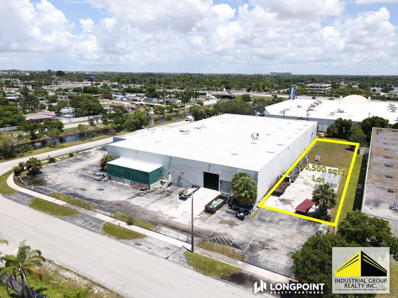 More Photos Of 16501 NW 16th Ct, Miami Warehouse For Lease